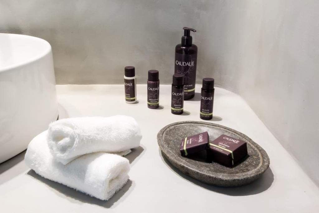Jonaz Rooms & Suites 오르노스 외부 사진